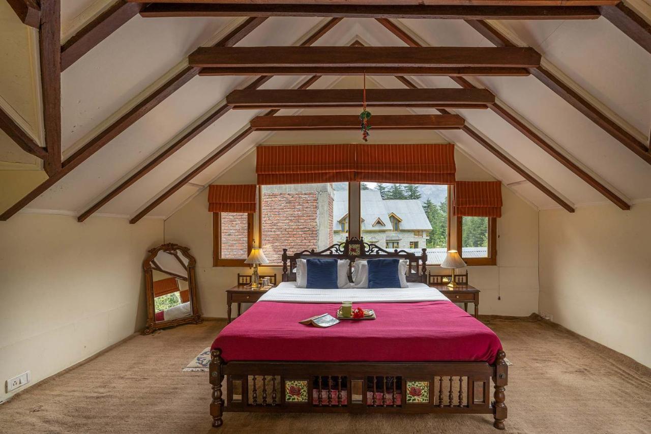Stayvista At The Kathguni House In With Private Lawn Villa Manali (Himachal Pradesh)